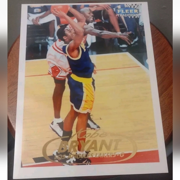 KOBE BRYANT LAKERS ROOKIE VS MICHAEL JORDAN BULLS GLOSSY 8.5x11 VINTAGE POSTER🔥 - Picture 8 of 8